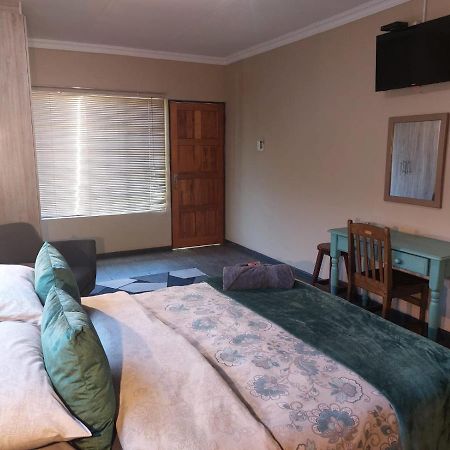 Wisteria Lane Guesthouse Postmasburg Luaran gambar