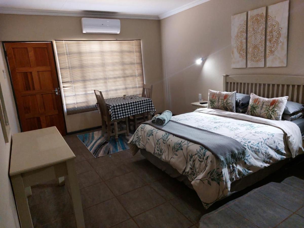 Wisteria Lane Guesthouse Postmasburg Luaran gambar