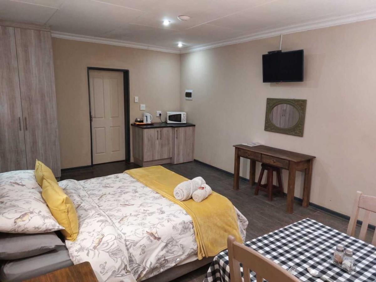 Wisteria Lane Guesthouse Postmasburg Luaran gambar
