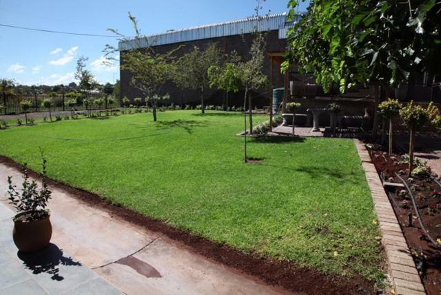 Wisteria Lane Guesthouse Postmasburg Luaran gambar